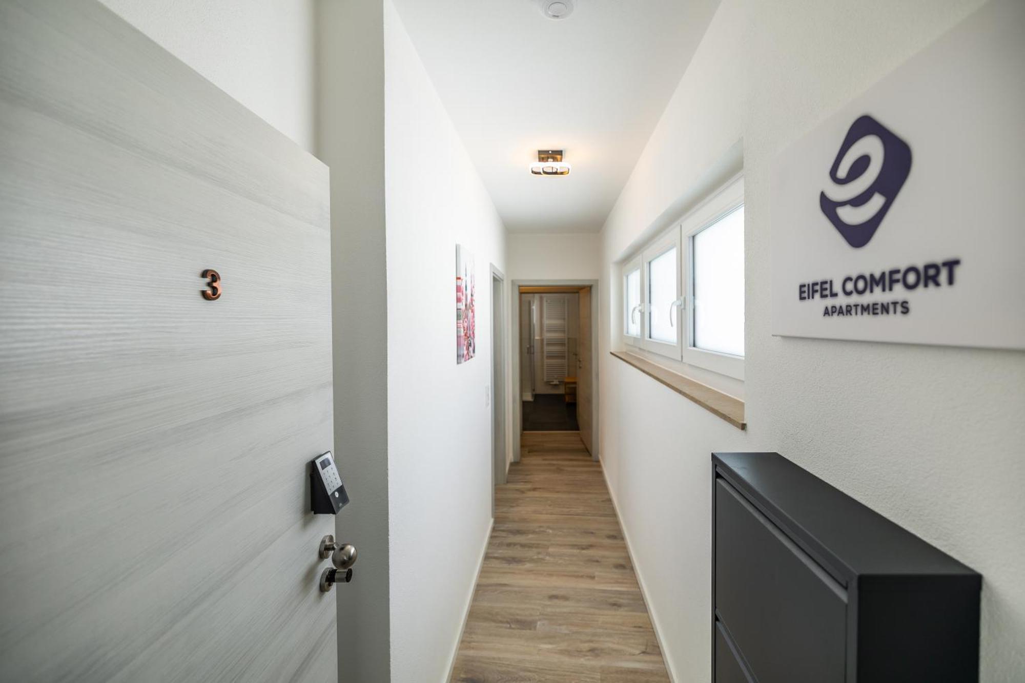 Eifelcomfort Modernes Apartment In Zentraler Lage Pruem Bagian luar foto